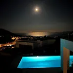 Villa Buenavista Hills - Sea View - Infinity Pool - Parking - Grill